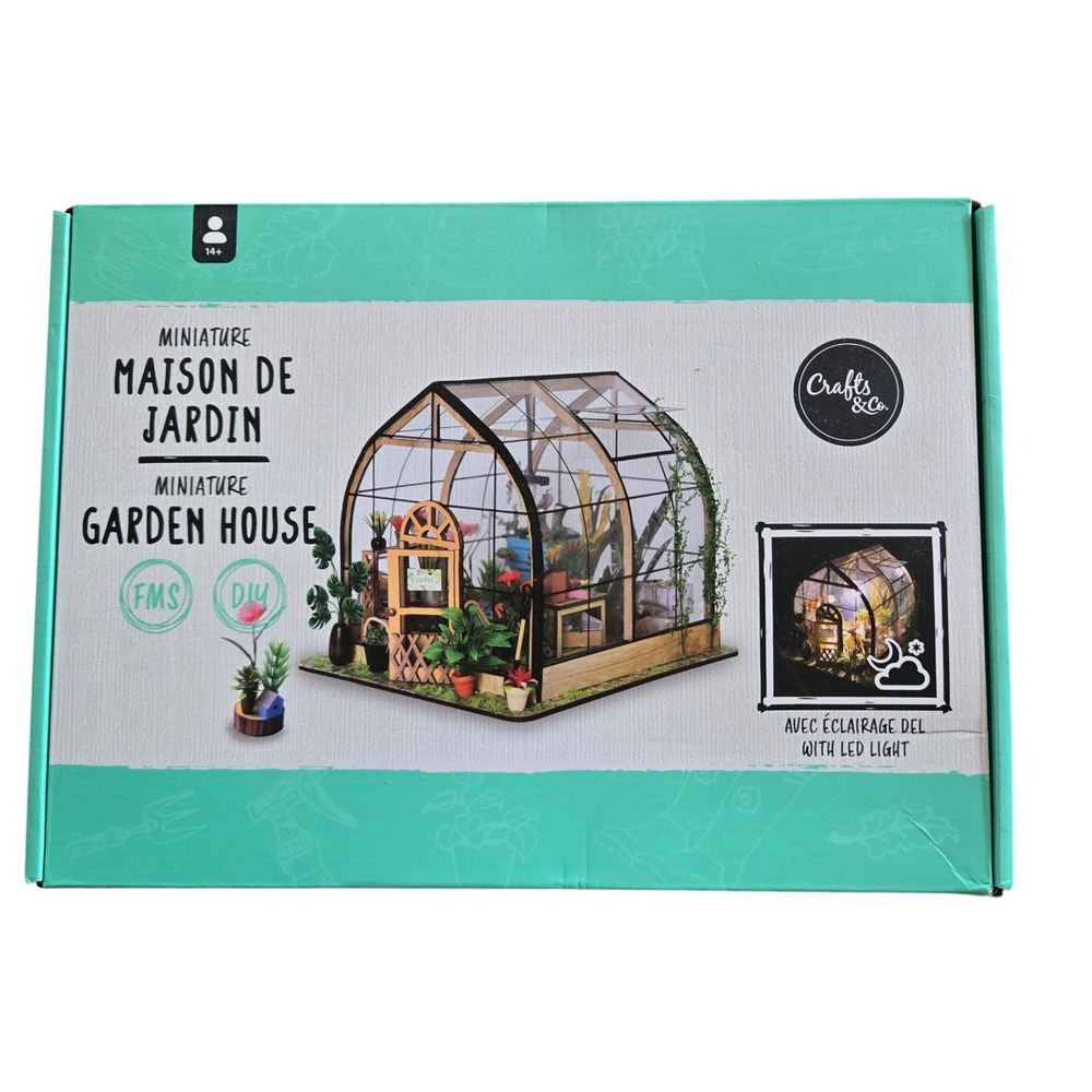 Crafts & Co. Miniature Garden House DIY Kit Unisex OS Green New LED Light 14+ - Picture 1 of 2